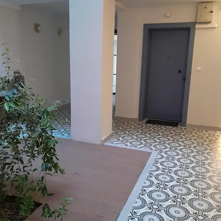 Helios Cozyhome شقة *